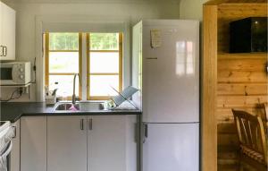 Nice Home In Trångsviken With Wifi