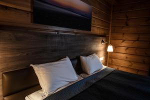 Queen Room - Disability Access room in Lighthouse-Inn