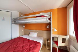 Hotels Premiere Classe Avignon Parc Des Expositions : Chambre Triple