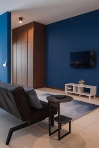 Deluxe Seaview Suite Twin Bed by The Only Bnb