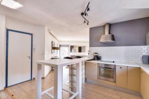 Appartements Charming apartment in the 9th district : photos des chambres