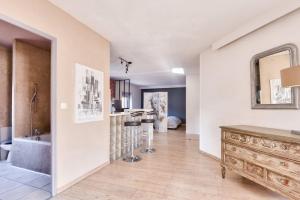 Appartements Charming apartment in the 9th district : photos des chambres