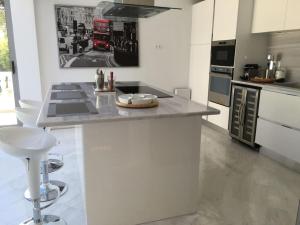 The White House Beach Villa