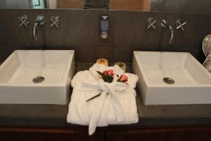 Double Room with Four Poster Bed room in Sesmarias Turismo Rural & SPA