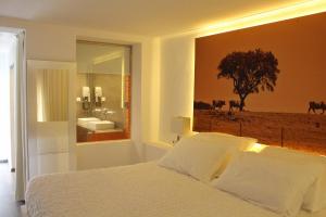 Double Room with Pool View room in Sesmarias Turismo Rural & SPA