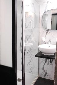 Hotels Villa Pruly Hotel Cannes Centre : photos des chambres