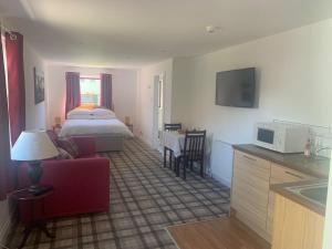 Inverness City studio apartment sleeps 2