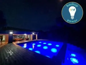 No 16 Elements - 5 Bedroom Beauty - Ouklip