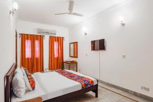 FabHotel Goodwill Homes