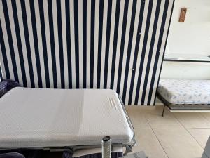 RICCIO BLU pochi passi dal mare