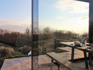 Luxury Chalet with pool and vista