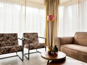 Bungalow near De Alde Feanen with Spa