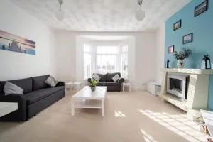 Modern Flat in Porthcawl - 纽顿
