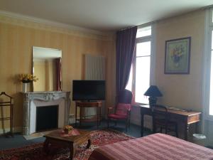 Hotels Hotel De Paris : photos des chambres