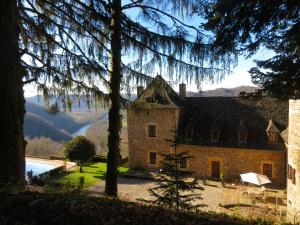 Château de Chauvac - Chambres et table dhôtes avec vue sur la rivière