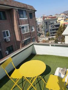 AREX Hongik Unit 101