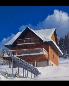 Gorczańska Chata z tarasem widokowym