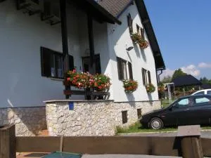 Pansion Danica - Poljanak