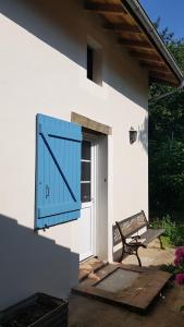 B&B / Chambres d'hotes Les Chemins de Berdis : Maison 1 Chambre