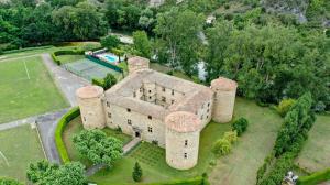 Hotels Chateau Des Ducs De Joyeuse : photos des chambres