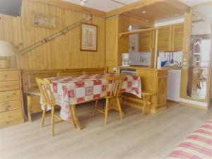 Studio 5 pers Tignes, balcon sud, animaux admis - FR-1-411-387