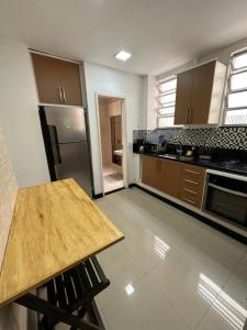 Apartamento 50m da Praia de Copacabana