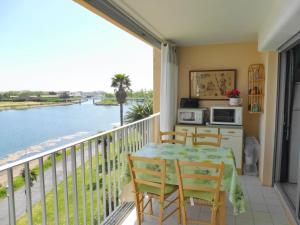 BAIE DES ANGES I Joli T2 cabine piscine proche plage Richelieu Cap d Agde