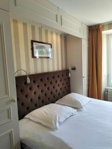 Hotels Logis La Regence : photos des chambres