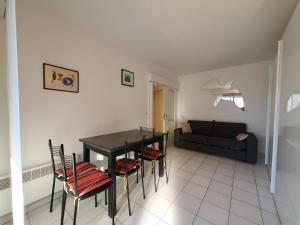 Port FREJUS T2 39m2 climatise Belle terrasse Balcon