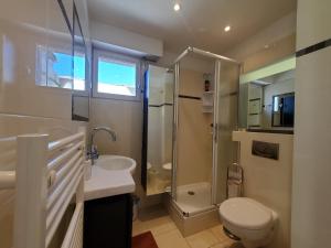 Port FREJUS T2 39m2 climatise Belle terrasse Balcon
