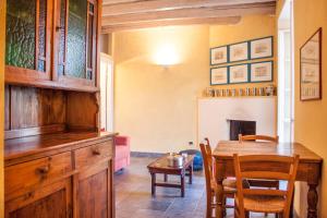 Apartments At the Pier Of Brienno - The House Of Travelers