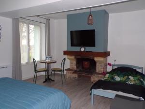 B&B / Chambres d'hotes A la Belle Etoile : Chambre Double - Vue sur Jardin