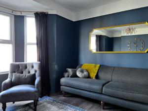 No 11, Fishguard, Ideal for beach, coastal path and town!