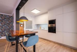 Hospitality is an Art - Ponta Delgada City Center