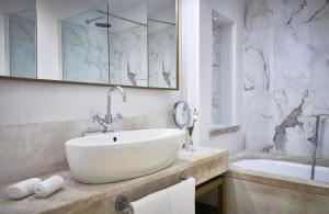 Conrad Chia Laguna Sardinia img73