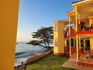 Cabañas y Restaurante Miss Elma