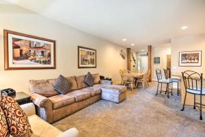 Kouls Retreat Condo 2 Mi to Lake Wenatchee