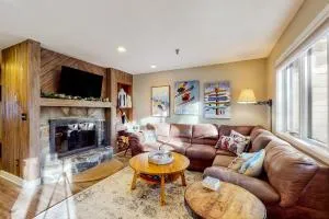 Vantage Point #8 - Intervale