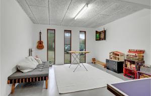 Lovely Home In Faaborg With Wifi