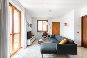 Vista Azzurra - Sala Comacina by LoveComo