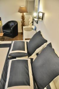 Appartements les Chambres Tropeziennes : photos des chambres