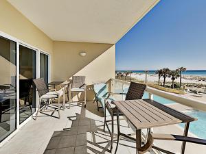 Emerald Isle #106