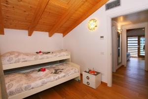 PARADISO DEL LAGO MARGHERITA 1