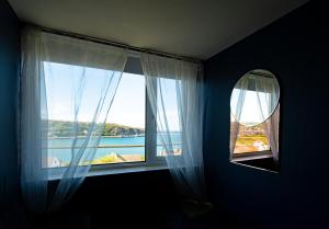 The Haven, Fishguard, ideal for Beach, coastal path and town!