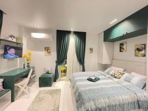 Luxury Studio House 589-1