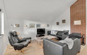 Pet Friendly Home In Oksbøl With Wifi