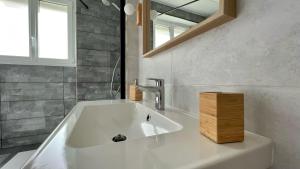 « BLEU COMME MER » à deux pas des plages