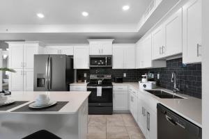 2 Bedroom 2 Bathroom Storey Lake 3120-103 Pc