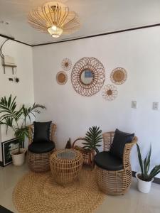 ISLANDERS INN - CORON