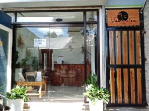 ISLANDERS INN - CORON